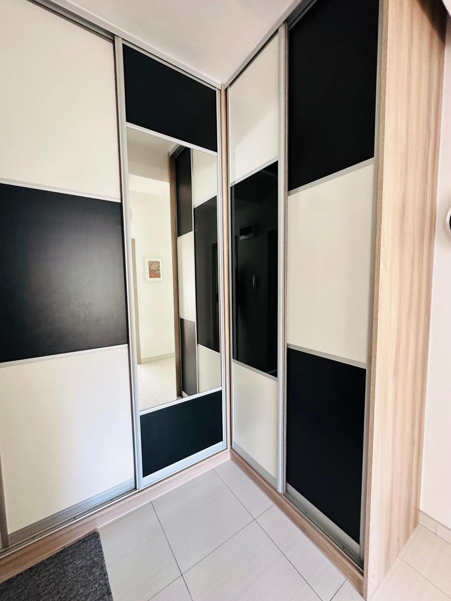 City Apartment Czestochowa Centrum 2-Bedroom Екстериор снимка